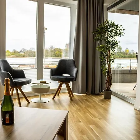 Riverside Apartment *